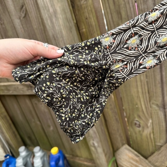 Free People Tops Free People Rolling Hills Print Bell Sleeve Flowy Blouse - Picture 7 of 12